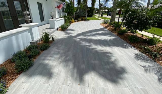 PORCELAIN PAVERS, THE HARDSCAPE FUTURE