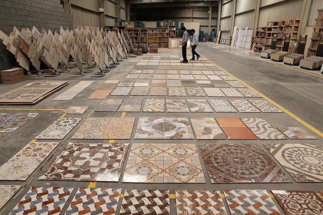 Iran vs. China in the Global Tile Market: Who&#8217;s Leading the Ceramic Race?