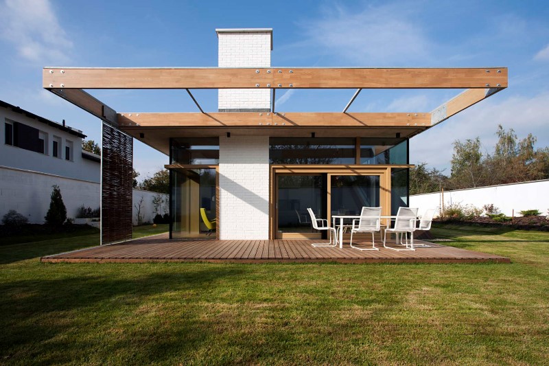 خانه تی دی ترکیبی از اصول معماری مدرن و روستایی